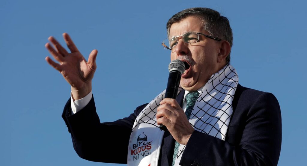 Ahmet Davutoğlu at a protest against Trump's Middle East peace plan in Istanbul, February 2020. Photo credit: REUTERS.