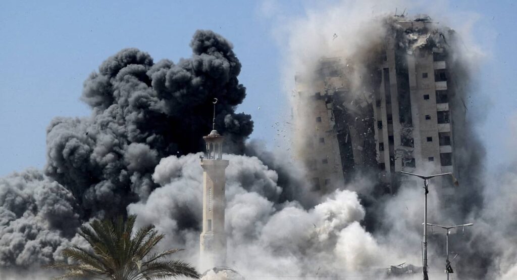 Israeli air strike in Gaza City, September 5, 2025. Photo credit: REUTERS/Mahmoud Issa.
